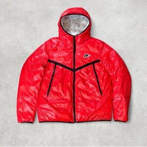 Nike Red & Black Windrunner Puffer Jacket 🔴 | Y2K Tech Streetwear